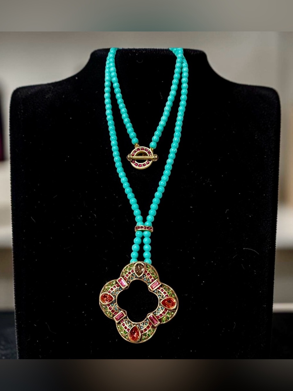 Heidi Daus Turquoise Beaded Pendant Necklace with Multicolor Crystal Clover. NWO